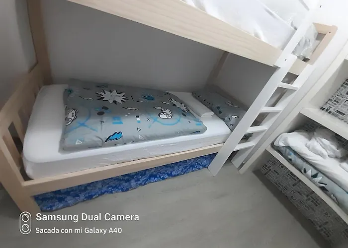 Moderno Y Centrico Apartamento En * Βίγκο