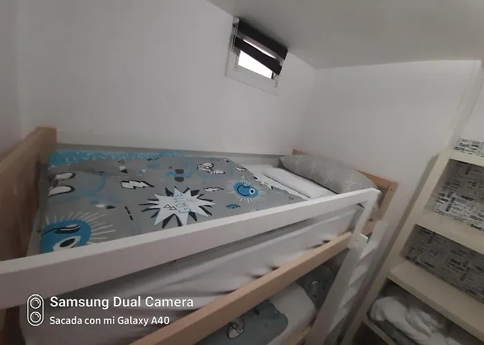 Moderno Y Centrico Apartamento En Βίγκο